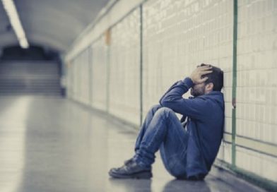 Η οικονομία των αριθμών και η κοινωνία που μένει πίσω