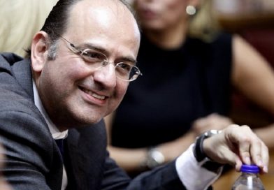 Μακάρια τα πτυχία!